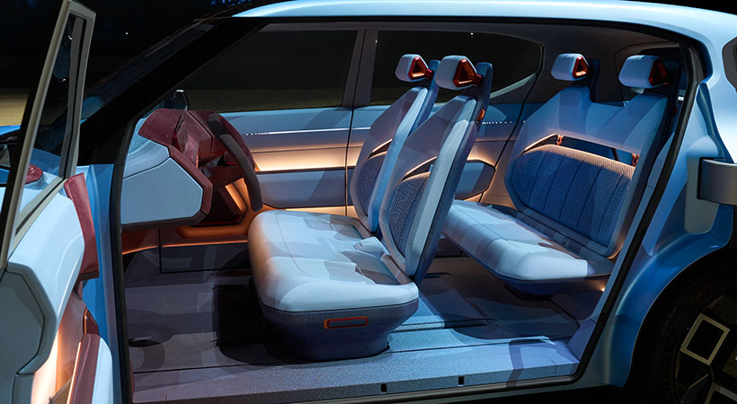 El interior tiene un diseño minimalista. Foto: Kia