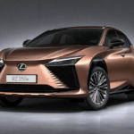 Lexus RZ 2026: Actualización con más potencia, dirección por cable y mayor autonomía