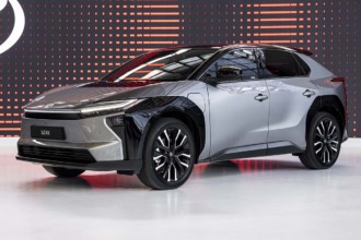 Toyota bZ4X: Más potencia, mayor autonomía y tecnología mejorada