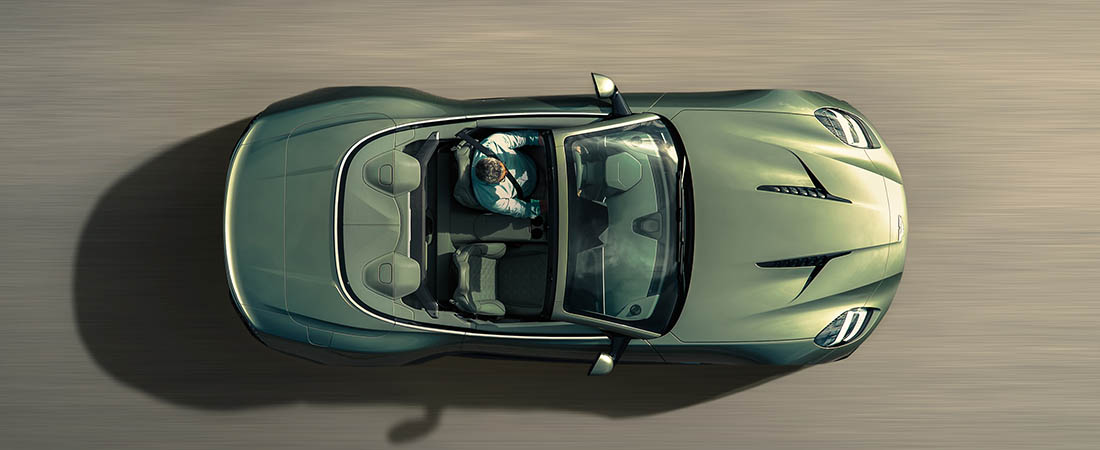 Aston Martin Vanquish Volante 2026