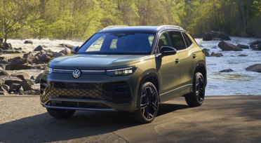 2025 Volkswagen Tiguan SE R-Line