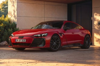 Audi E-Tron GT: un sedán eléctrico accesible y con un rendimiento impresionante