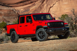 Jeep Gladiator Willys 4x4 2025, la troca que sobresale donde quiera que vaya