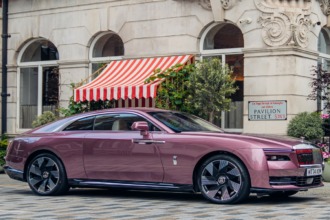 Rolls-Royce Spectre Velvet Orchid: un auto de superlujo con inspiración floral
