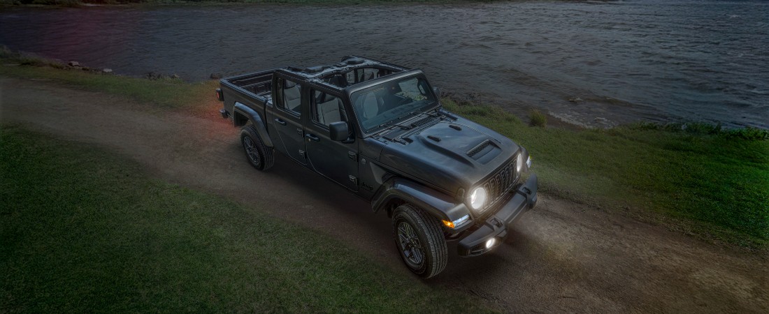 Jeep Gladiator Dark Sky