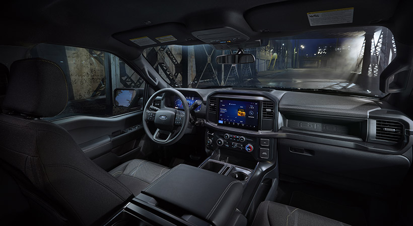 Aunque el negro domina en este tipo de configuraciones, la marca también ofrece opciones en Atlas Blue, Rapid Red, Carbonized Gray y Oxford White. Foto: Ford