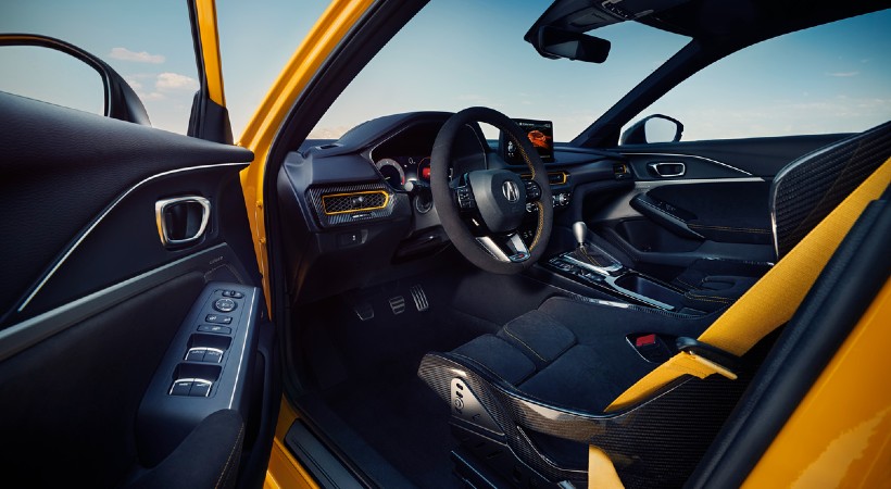 El interior fue desprovisto de todo lo no necesario. Foto: Acura