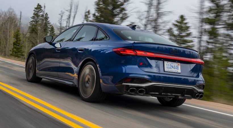 El vehículo probado también estaba equipado con la suspensión S deportiva adaptativa. Foto: Audi