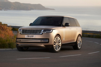 Range Rover SE LWB 2025: Lujo, espacio y potencia para conquistar cualquier camino
