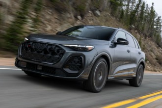 Audi Q5 y SQ5 2025: Evolución estética, tecnología de punta y más potencia