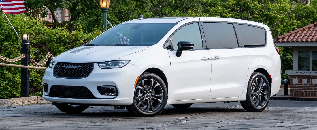 Chrysler Pacifica 100th Anniversary Edition