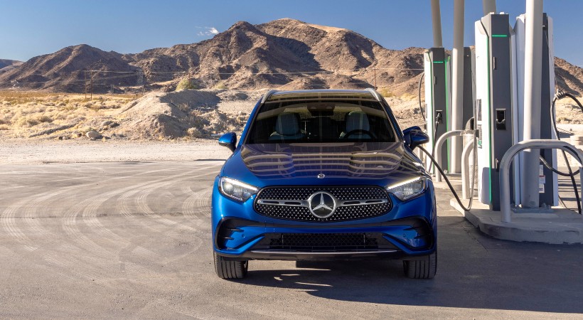 Un detalle que destaca a primera vista es la parrilla frontal con la icónica estrella de la marca alemana en el centro. Foto: Mercedes-Benz