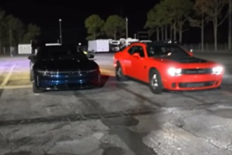¡Velocidad al máximo! Un Dodge Demon 170 se enfrenta a un Lucid Sapphire