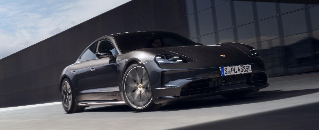 Porsche Black Edition