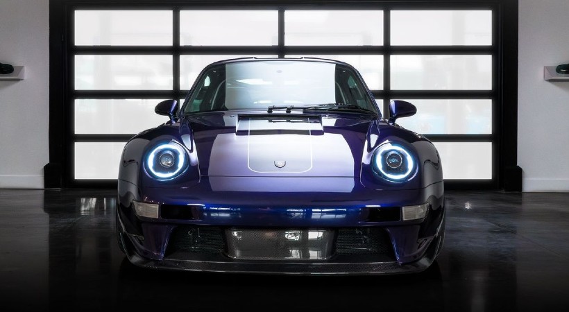 La cereza del pastel es el tono Candy Purple formulado específicamente para este auto. Foto: Gunther Werks