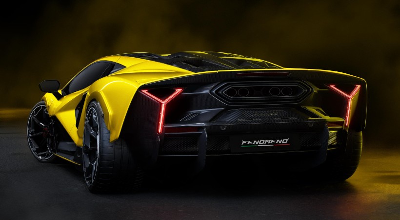 El Fenomeno conserva el monocasco de carbono. Foto: Lamborghini