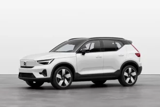 Autos eléctricos con estilo: Genesis GV60 vs Volvo EX40