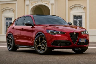 Alfa Romeo Stelvio Veloce AWD 2025: Emoción italiana en formato SUV