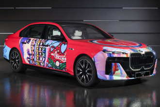 BMW i7 Art Car, un lienzo rodante creado por Lee Kun-Yong