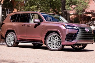 Lexus Glam LX: El SUV de lujo se transforma en un salón de belleza ambulante
