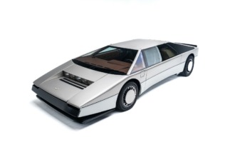 Aston Martin hace historia: Sus autos más icónicos llegan al Museo Petersen