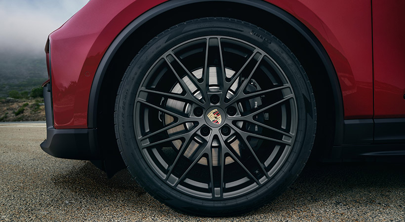 Las ruedas de serie son de 21 pulgadas, con opción a unas de 22 pulgadas en acabado Anthracite Gray. Foto: Porsche