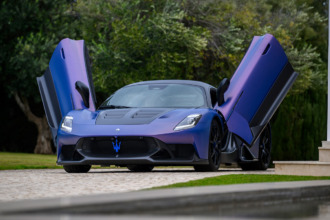 Maserati luce sus mejores deportivos en Miami