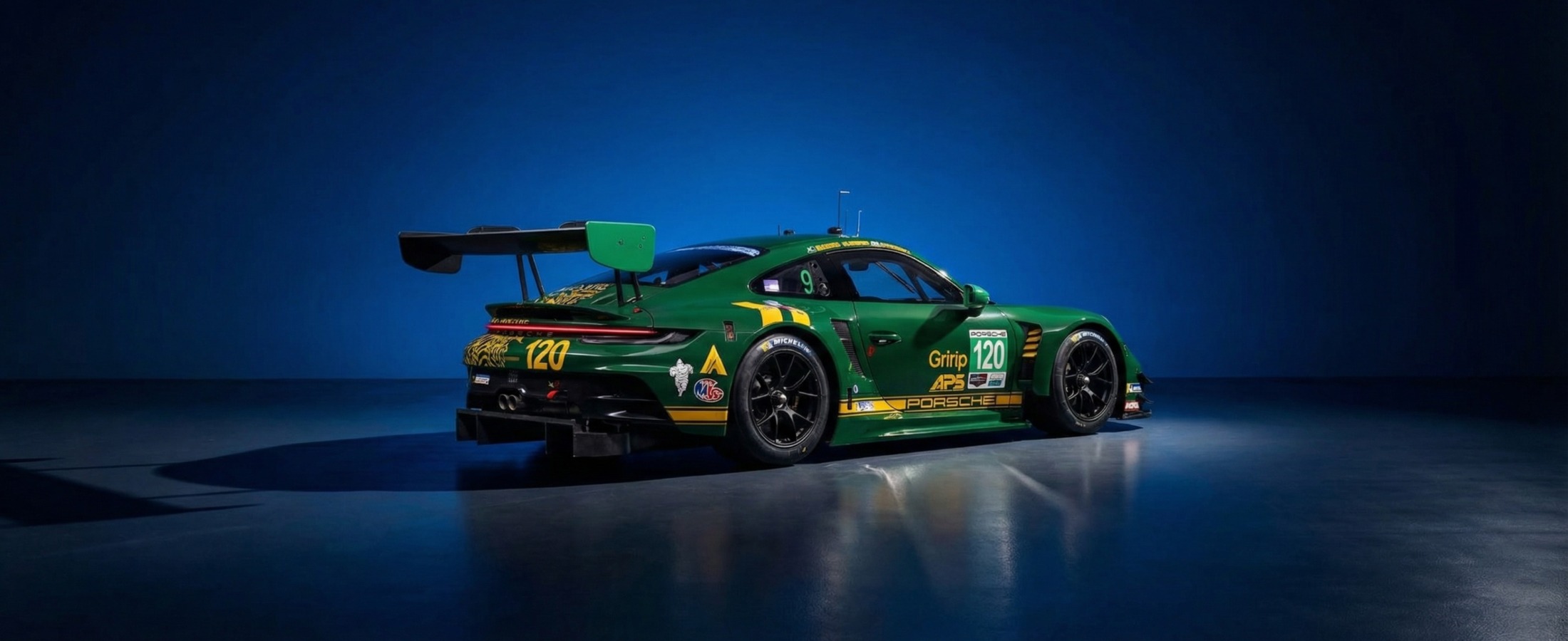 AO Racing unveiled the "Skeleton Rexy," a Halloween variant of its Porsche 911 GT3 R 992, specially prepared for the 2025 Petit Le Mans.