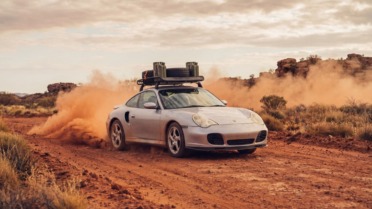 ¿Arruinaron un clásico o crearon una obra maestra? Porsche 911 Turbo 996 fuera del asfalto