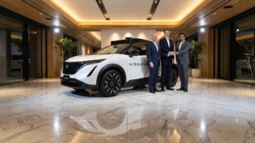 La jugada de Nissan con Uber y Wayve que pone al LEAF en el centro